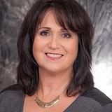 Photo of Roseanne Finocchiaro