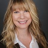 Photo of Holly Blomquist