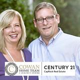 Photo of Carol & Ris Cowan