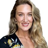 Photo of Elizabeth Eysenbach