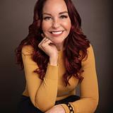 Photo of Amy Neuharth