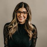 Photo of Nicole Slusser