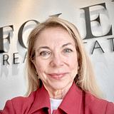 Photo of Debra Foley