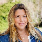 Photo of Suzanne Scully