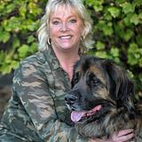 Photo of Betsy Hurst