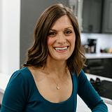 Photo of Julie Ricciardi