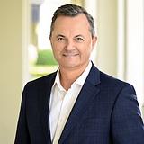 Photo of Oscar Correa