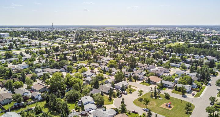 Grande Prairie, AB real estate