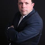 Photo of Hisham & Kinda Almajni Chikh-Alard