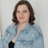 Photo of Lindsey Cooke