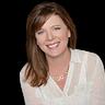 Photo of Laura Owen