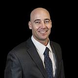 Photo of Andrew Knizley