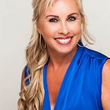 Photo of Laura Clark