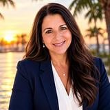 Photo of Cristy Angueira