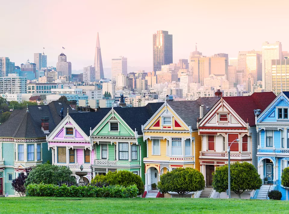 Real estate in San Francisco’s Inner Richmond neighborhood.