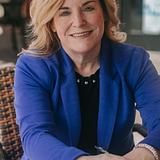 Photo of Debbie Strayer
