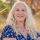 Photo of Teresa Ryan