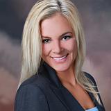 Photo of Lauren Boyles