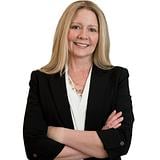 Photo of Robyn Magenheim