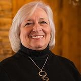 Photo of Kellie Arnold