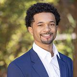 Photo of Ryan Armstead