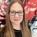 Photo of Nicole Bett