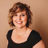 Photo of Steph Brown