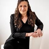 Photo of Elizabeth Serravalle